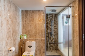 Grand Avenue by Pattaya Holiday
