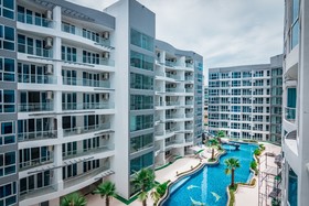 Grand Avenue by Pattaya Holiday