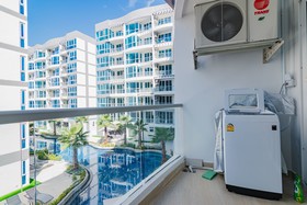 Grand Avenue by Pattaya Holiday