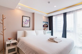 Grand Avenue by Pattaya Holiday