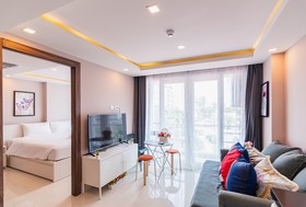 Grand Avenue by Pattaya Holiday