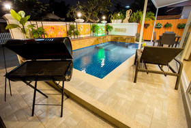 Grand Condo Montra Pool Villa