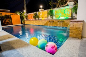 Grand Condo Montra Pool Villa