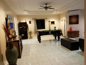Pattaya Holiday House