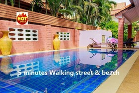 Pattaya Holiday House