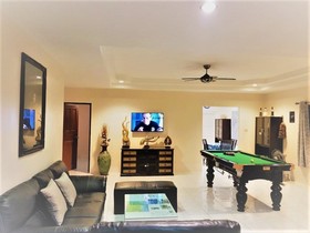 Pattaya Holiday House