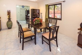 Pattaya Holiday House
