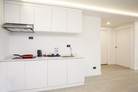 HT9 Hotel