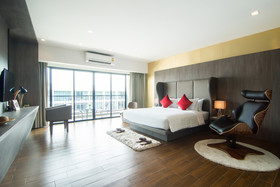 Hotel J Inspired Wing
