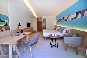 Hotel J Inspired Wing