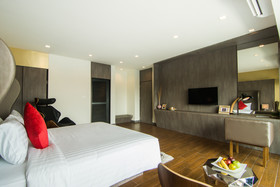 Hotel J Inspired Wing