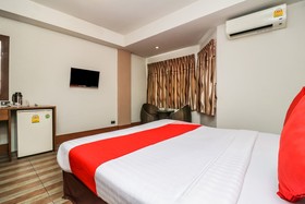 Collection O JA Siam City