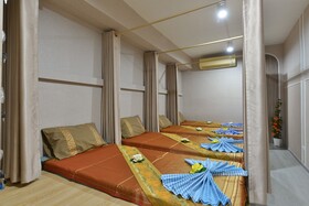 Kastel Hotel Pattaya By Loft Bangkok