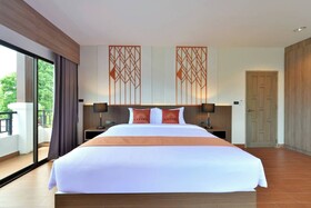 Kastel Hotel Pattaya By Loft Bangkok