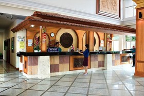 Lek Villa