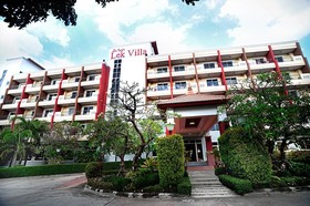 Lek Villa