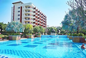Lek Villa