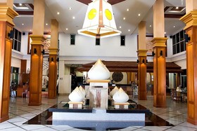 Lek Villa