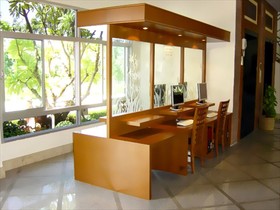 Lek Villa
