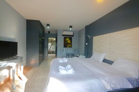 Momento Resort