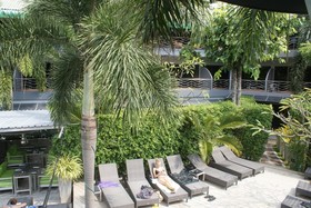 Momento Resort