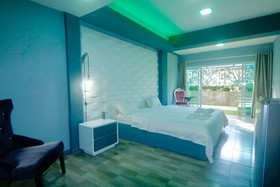 Momento Resort