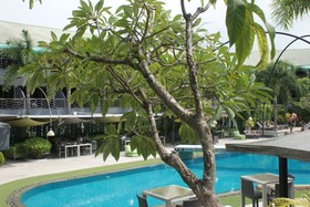 Momento Resort