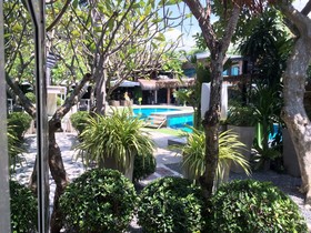 Momento Resort