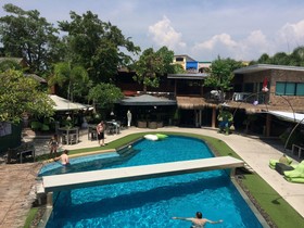 Momento Resort