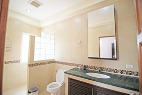 Naklua Pool Villa