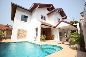 Naklua Pool Villa
