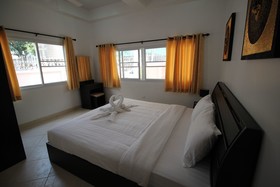 Naklua Pool Villa