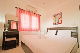 Naklua Pool Villa