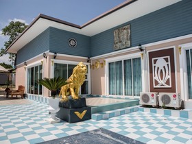 Narnia Resort Pattaya