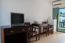 New Nikom Court