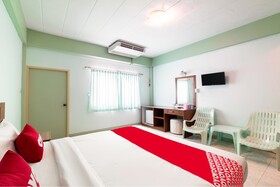 OYO 815 Namchai House