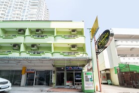 OYO 815 Namchai House