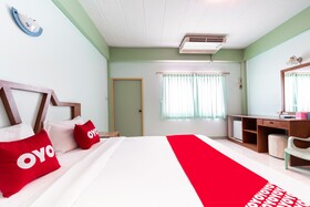OYO 815 Namchai House