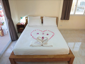 OYO 1027 Patumnak Beach Guesthouse