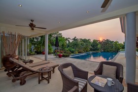 Pattaya Sunset Villa