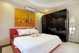 Pool Villa Tanzanite