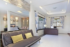 Pool Villa Tanzanite