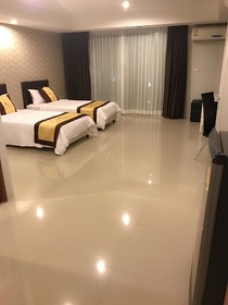 Retreat By The Tree Pattaya
