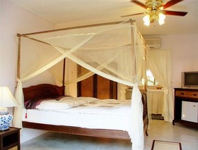 Safari Riviera Resort