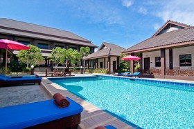 Rose Bay Resort