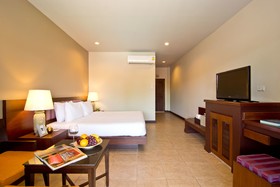 Rose Bay Resort