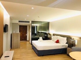 Sandy Spring Hotel