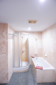 Sandy Spring Hotel