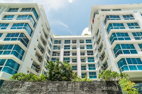 Serenity Wongamat by Patsamon