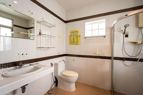 T.W. Marina BBQ Pool Villa Pattaya